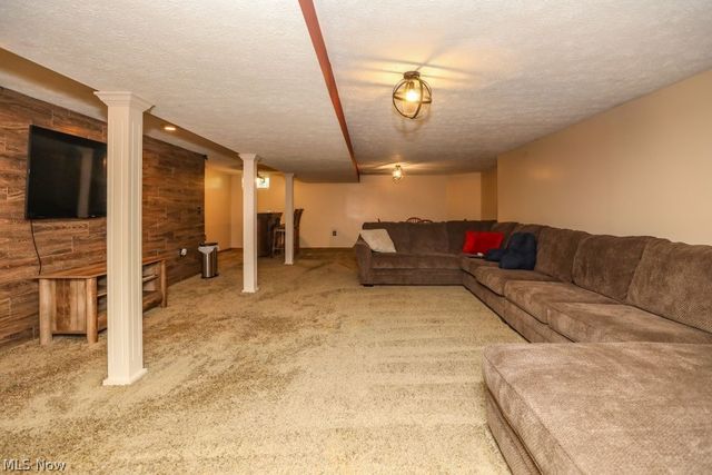 2855 Nimishillen Church Road NE, Canton, OH 44721