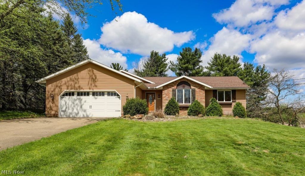 2855 Nimishillen Church Road NE, Canton, OH 44721