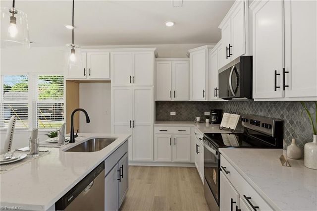 969 Cotton Street 1037, Winston-salem, NC 27101