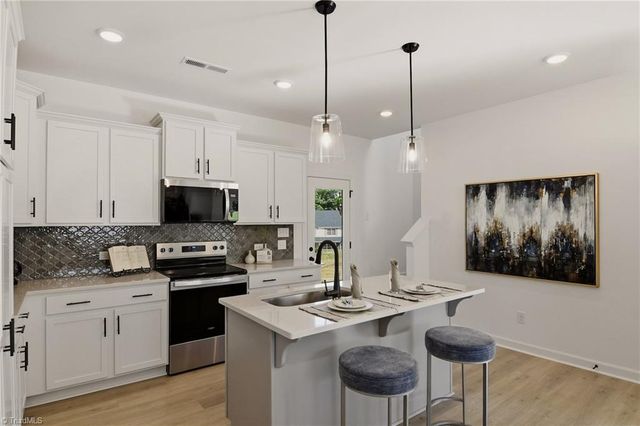 969 Cotton Street 1037, Winston-salem, NC 27101
