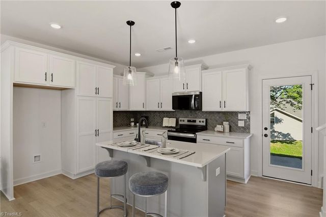 969 Cotton Street 1037, Winston-salem, NC 27101