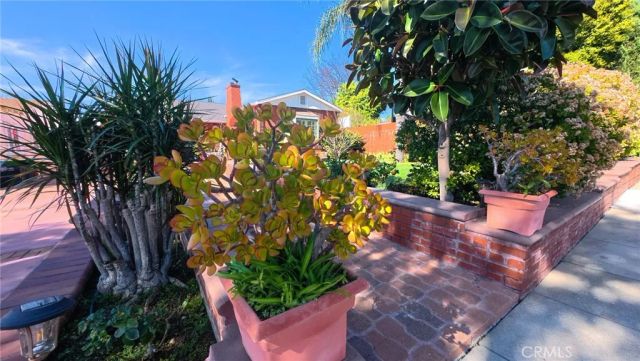 1343 Highland, Glendale, CA 91202
