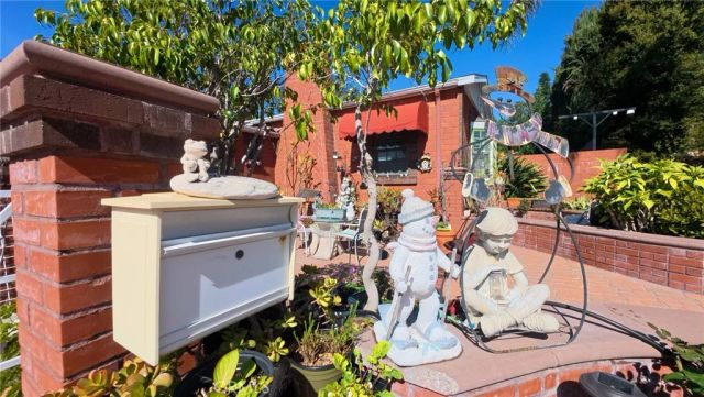 1343 Highland, Glendale, CA 91202