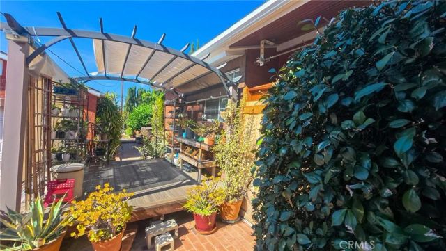 1343 Highland, Glendale, CA 91202
