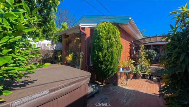 1343 Highland, Glendale, CA 91202