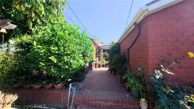 1343 Highland, Glendale, CA 91202