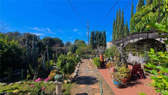 1343 Highland, Glendale, CA 91202