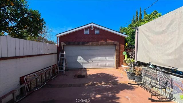 1343 Highland, Glendale, CA 91202