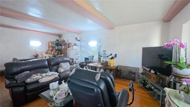 1343 Highland, Glendale, CA 91202