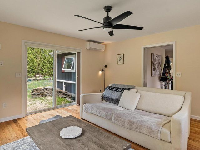 1593 North Road, Hinesburg, VT 05461