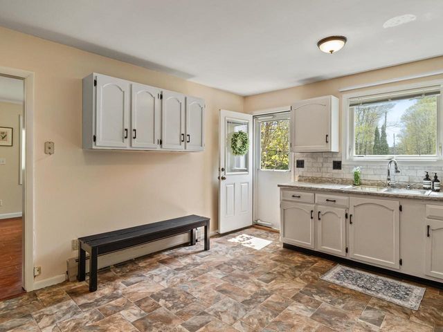 1593 North Road, Hinesburg, VT 05461