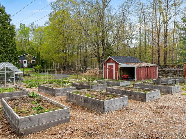 1593 North Road, Hinesburg, VT 05461