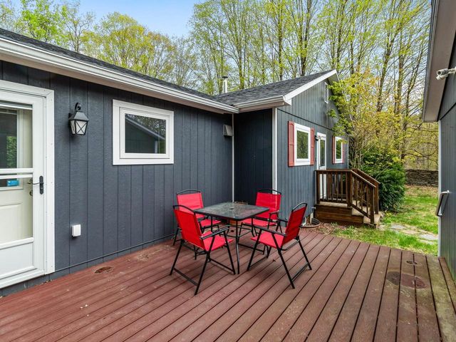 1593 North Road, Hinesburg, VT 05461