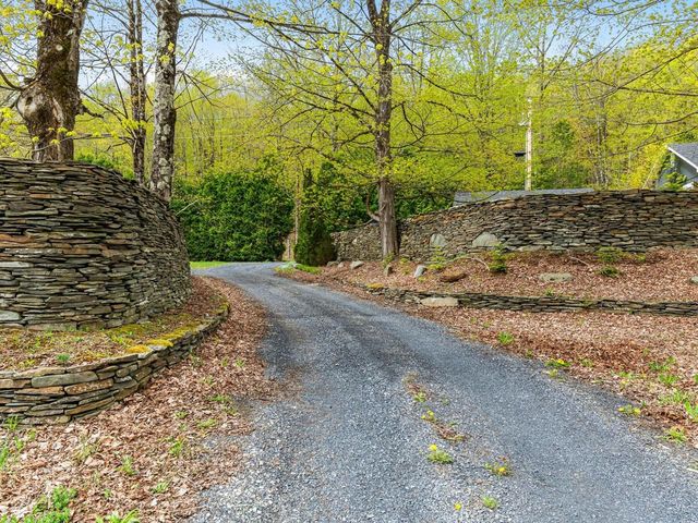 1593 North Road, Hinesburg, VT 05461