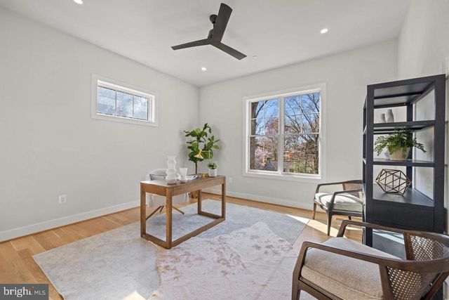 7008 AMY LN, Bethesda, MD 20817