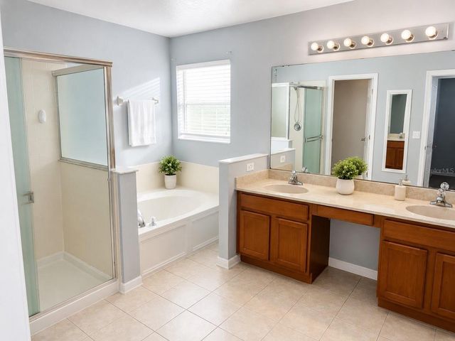 2746 PATRICIAN CIRCLE, Kissimmee, FL 34746