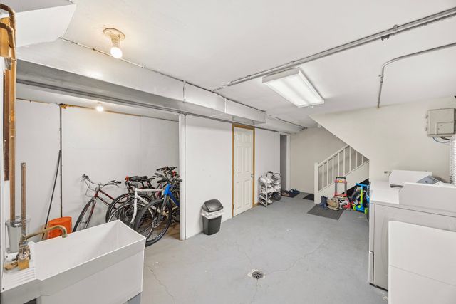 9030 Kenton Avenue, Skokie, IL 60076