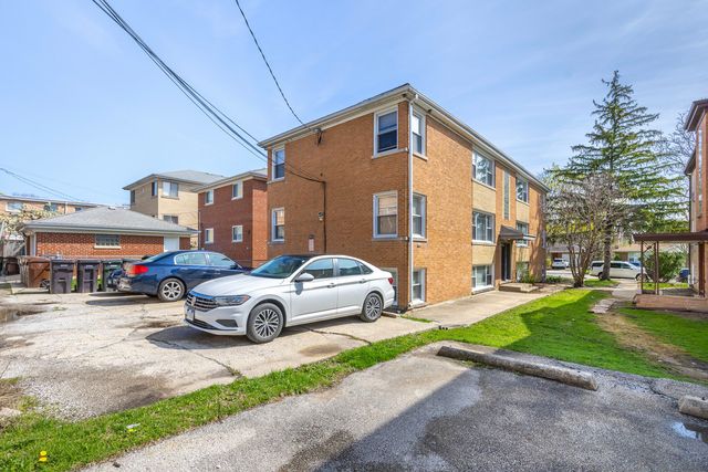 9030 Kenton Avenue, Skokie, IL 60076