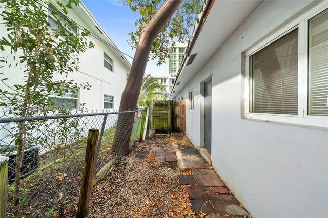 446 SW 4th Ave 2, Fort Lauderdale, FL 33315