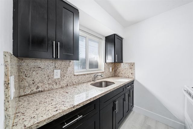 446 SW 4th Ave 2, Fort Lauderdale, FL 33315