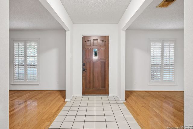 15319 Pebble Path, San Antonio, TX 78232