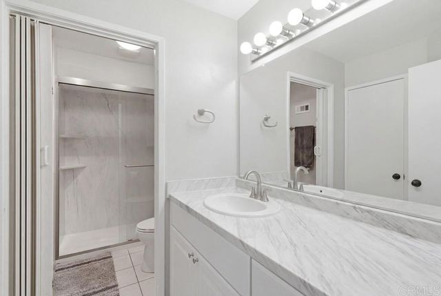 1040 E Washington Avenue 17, Escondido, CA 92025