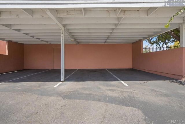 1040 E Washington Avenue 17, Escondido, CA 92025