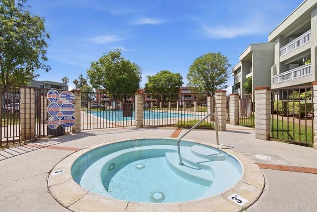 1040 E Washington Avenue 17, Escondido, CA 92025