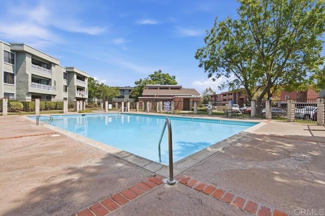 1040 E Washington Avenue 17, Escondido, CA 92025