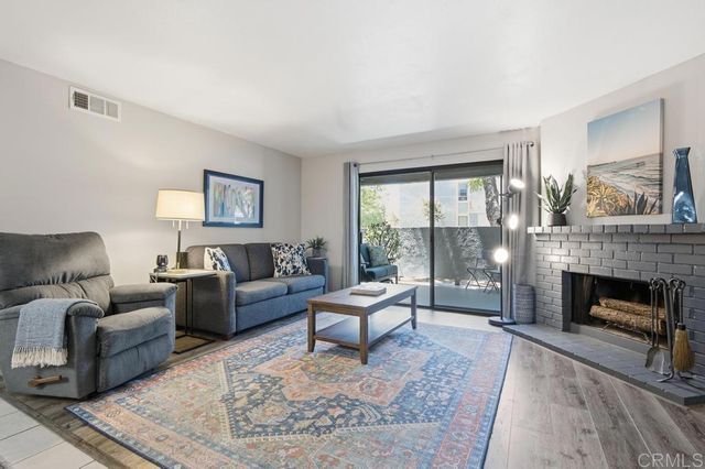 1040 E Washington Avenue 17, Escondido, CA 92025