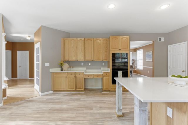 457 HUGHS RD, Charles Town, WV 25414
