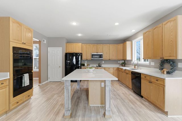 457 HUGHS RD, Charles Town, WV 25414
