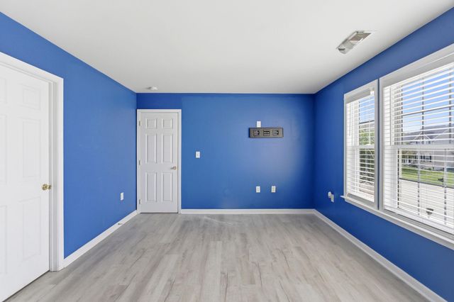 457 HUGHS RD, Charles Town, WV 25414