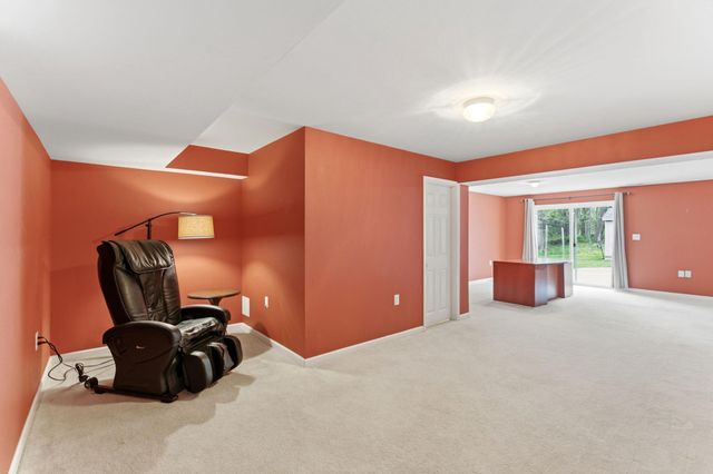 457 HUGHS RD, Charles Town, WV 25414