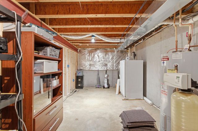 457 HUGHS RD, Charles Town, WV 25414