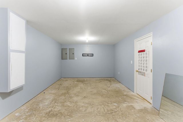 457 HUGHS RD, Charles Town, WV 25414