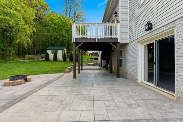 457 HUGHS RD, Charles Town, WV 25414
