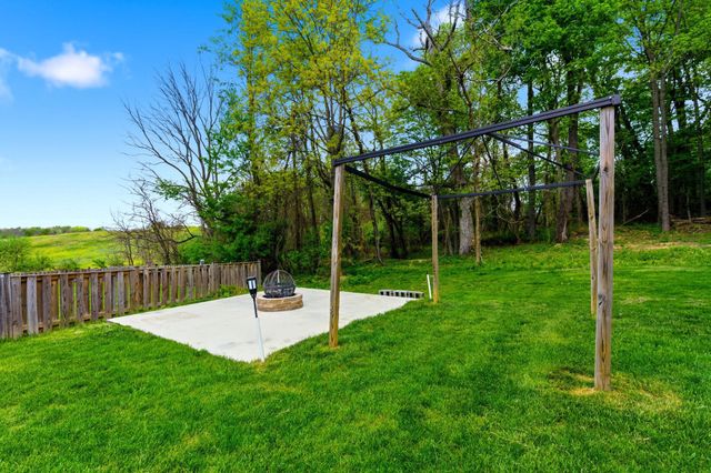457 HUGHS RD, Charles Town, WV 25414