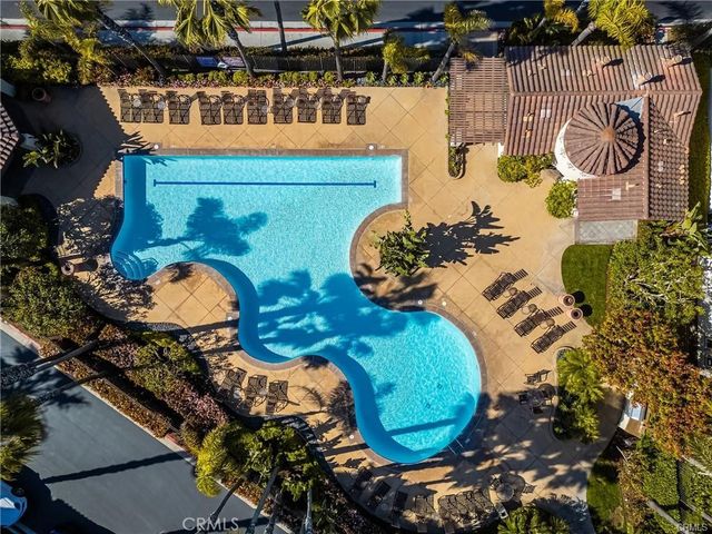 21261 Baeza, Huntington Beach, CA 92648