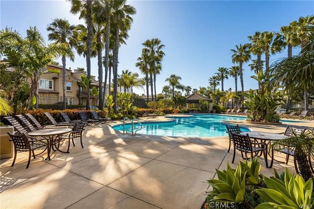 21261 Baeza, Huntington Beach, CA 92648