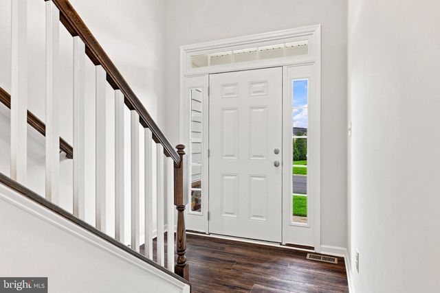 12928 HAWKINS CIR, Hagerstown, MD 21742