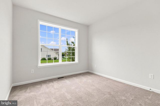 12928 HAWKINS CIR, Hagerstown, MD 21742