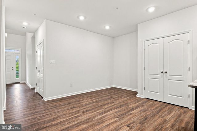 12928 HAWKINS CIR, Hagerstown, MD 21742