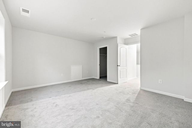 12928 HAWKINS CIR, Hagerstown, MD 21742