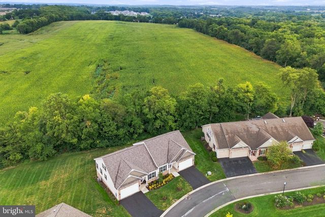12928 HAWKINS CIR, Hagerstown, MD 21742