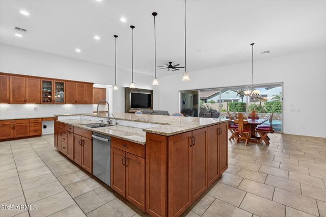 21960 E RUSSET Road, Queen Creek, AZ 85142