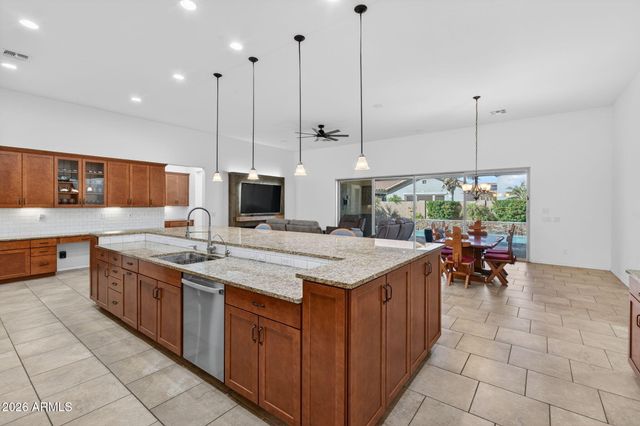 21960 E RUSSET Road, Queen Creek, AZ 85142