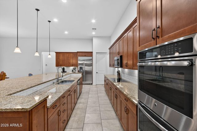 21960 E RUSSET Road, Queen Creek, AZ 85142