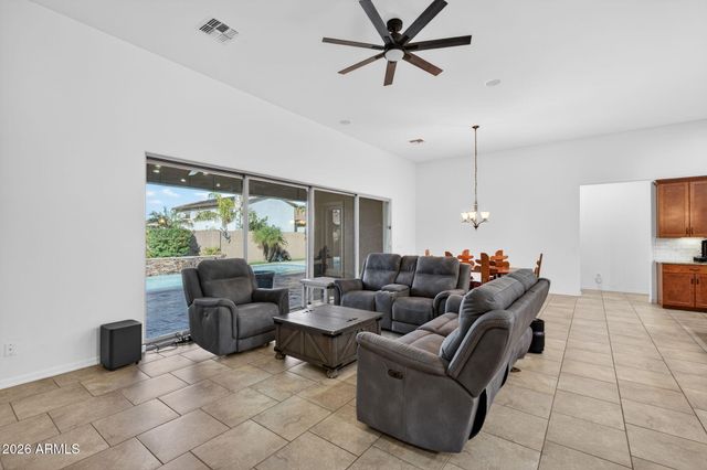 21960 E RUSSET Road, Queen Creek, AZ 85142