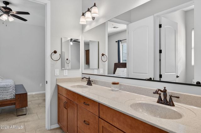 21960 E RUSSET Road, Queen Creek, AZ 85142